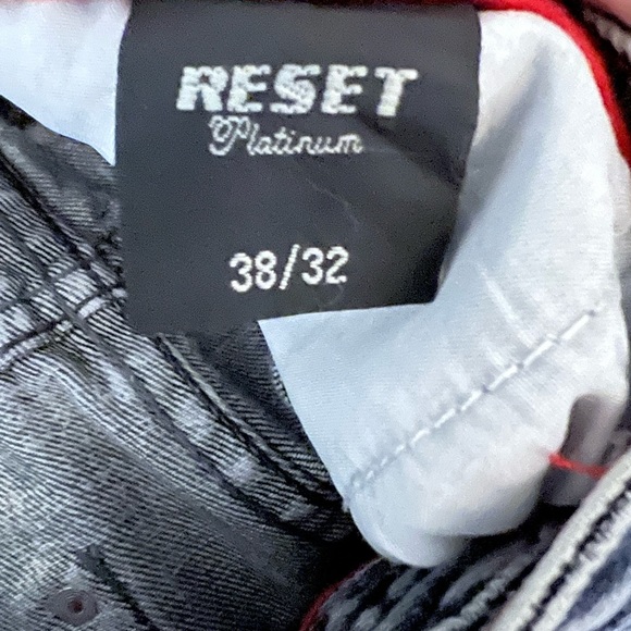 Mens Jeans Size 38x32 - Picture 3 of 3